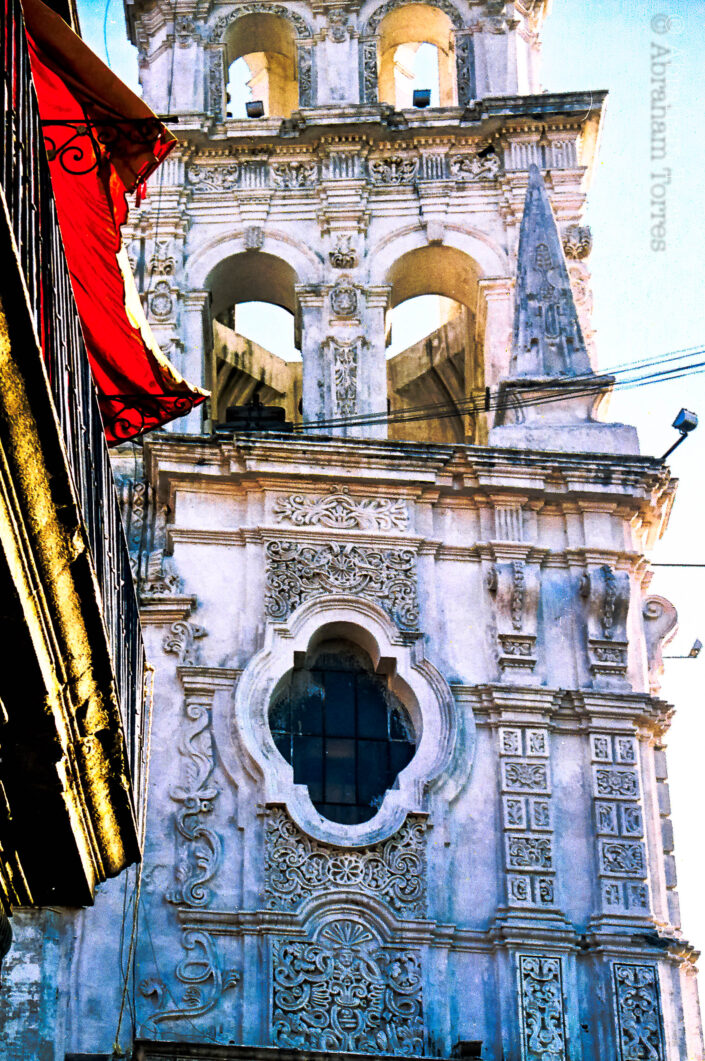 UNESCO Centro de Puebla México Fine Art Collection (La Compañía) (Templo Expiatorio del Espíritu Santo) (New Spanish Baroque) (35mm) (film)